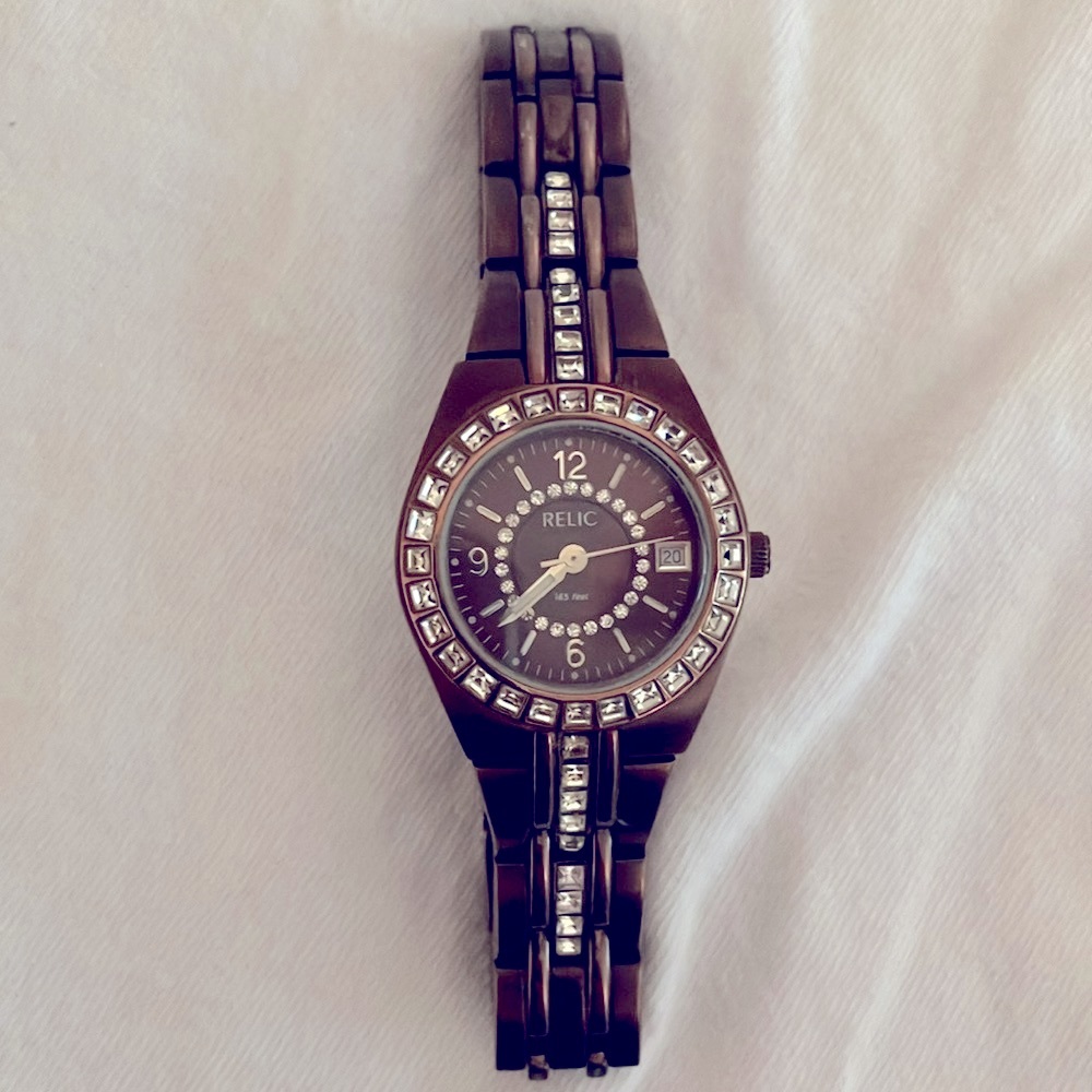 ⏱️Women’s RELIC watch